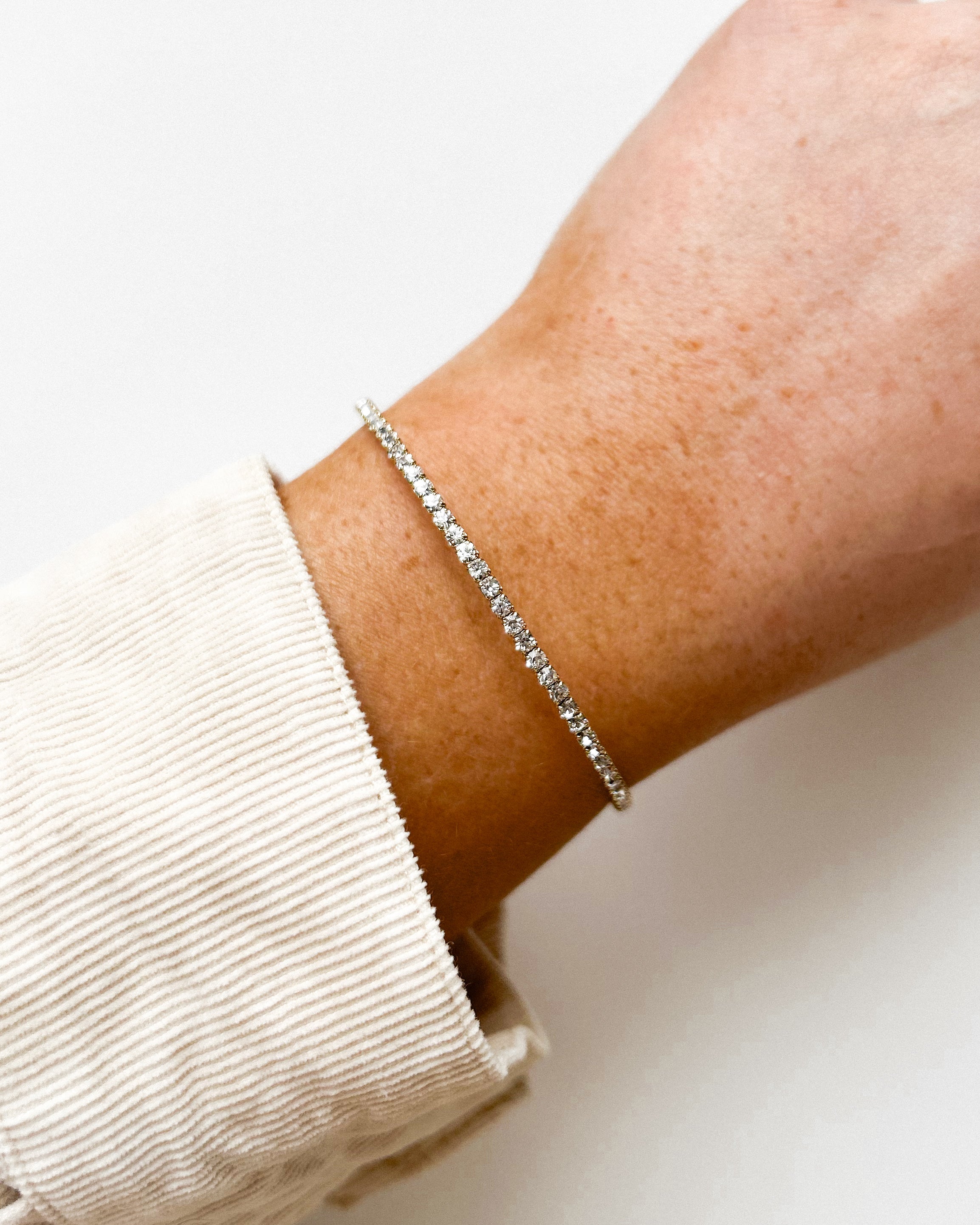 Dainty Diamond Tennis Bracelet [gold]