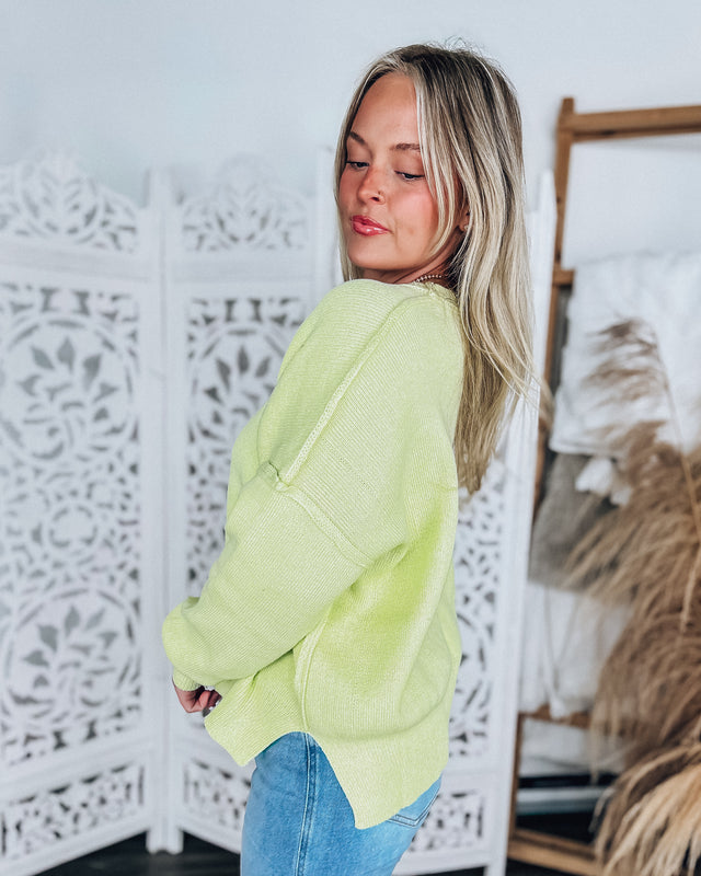 Luna Glow Sweater [soft lime]