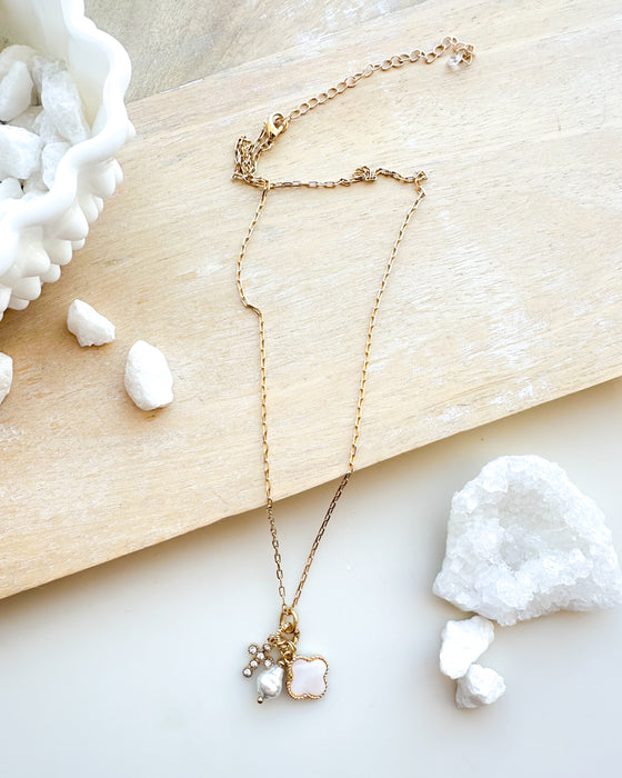 Cross Pearl & Clover Pendant Necklace [gold]