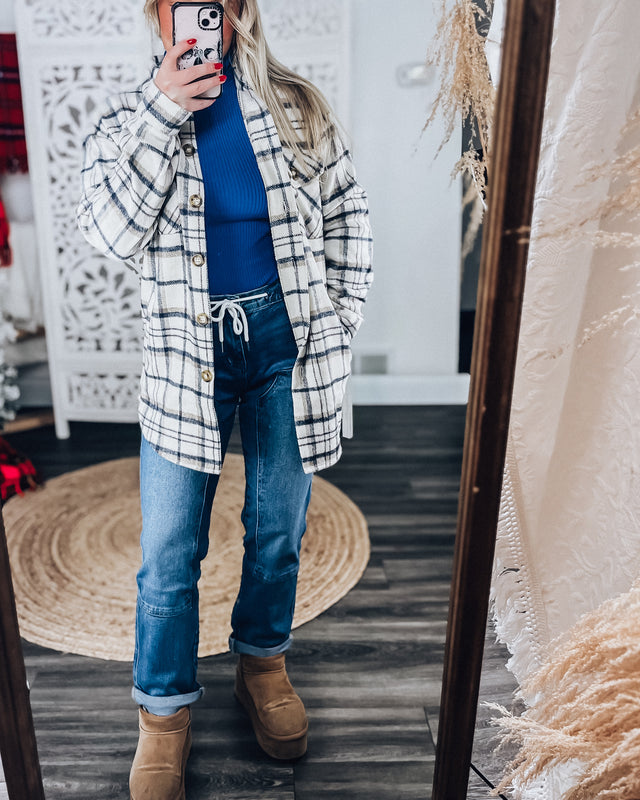 Ella's Everyday Plaid top [khaki/navy]