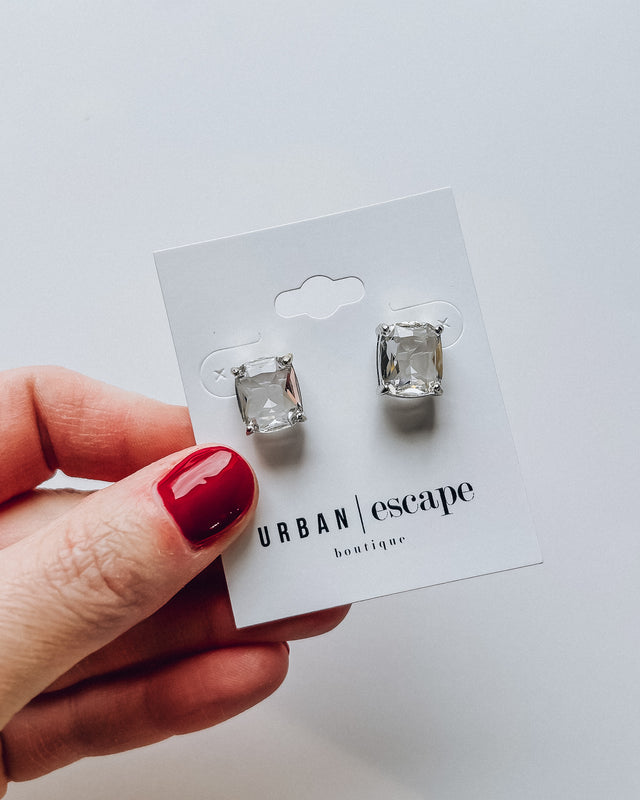 Cushion Cut Rhinestone Stud Earrings [silver]