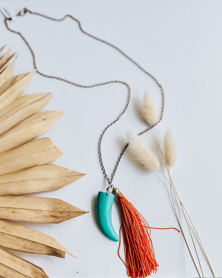 Tassel Pendant Long Necklace [brushed gold]