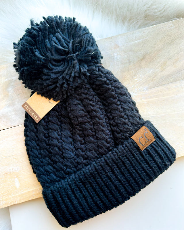 Twisted Mock Cable Knit Pom Beanie [black]