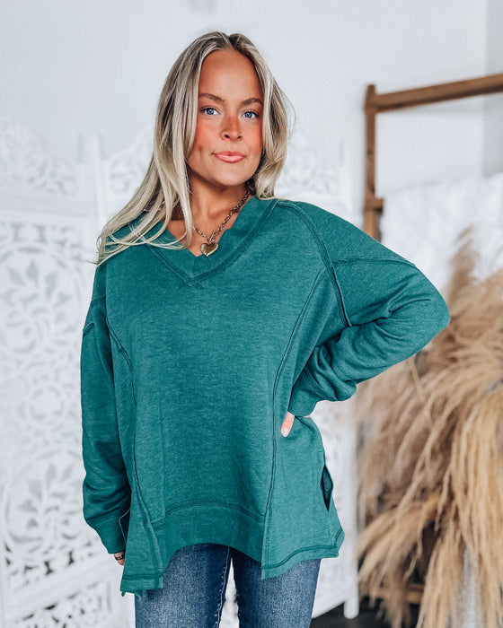 Vivian V-Neck Sweatshirt [emerald]