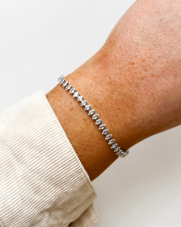 Adjustable Diamond Marque Tennis Bracelet [silver]