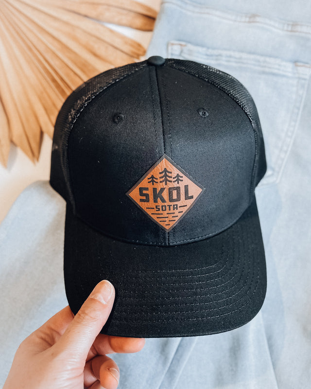 Skol Sota Snapback Hat [black]