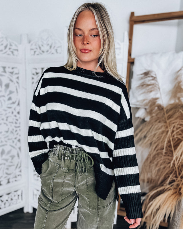 Scarlet Stripe Sweater [black/white]